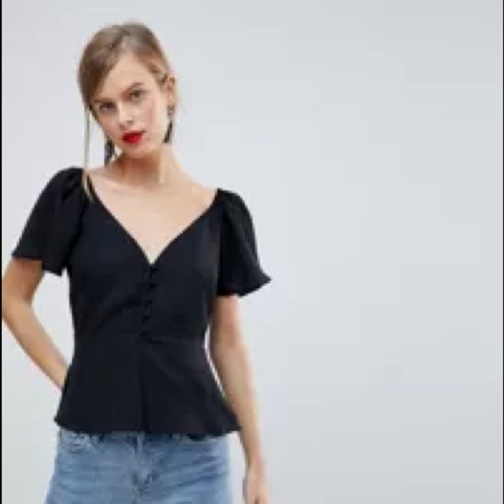 ASOS DESIGN Waisted Button Front Top - Picture 2 of 5